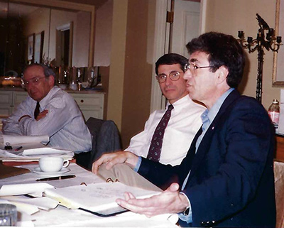 Lefkowitz and Tony Fauci at a meeting