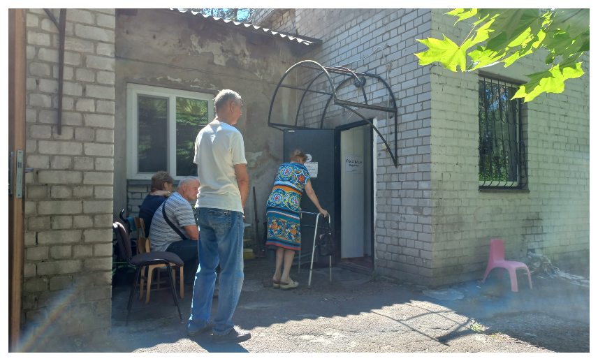 Patients enter clinic