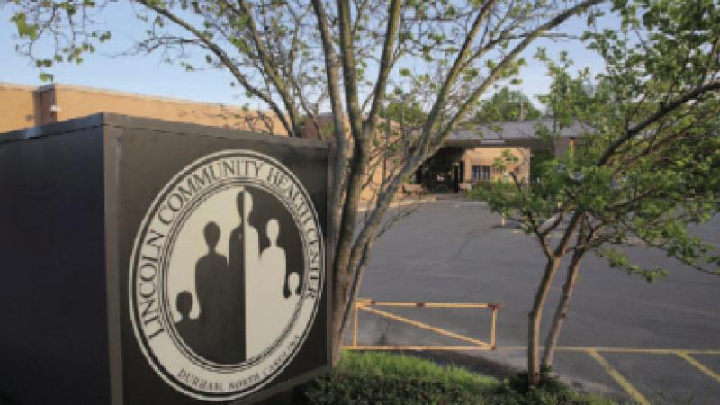Entrance to Lincoln Community Health Center