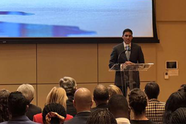 Rajiv Shah, M.D., delivers the 2024 Victor J. Dzau Distinguished Lecture in Global Health at Duke's Karsh Alumni & Visitors Center on Jan. 31. Photo by Evan Stulberger/The Rockefeller Foundation