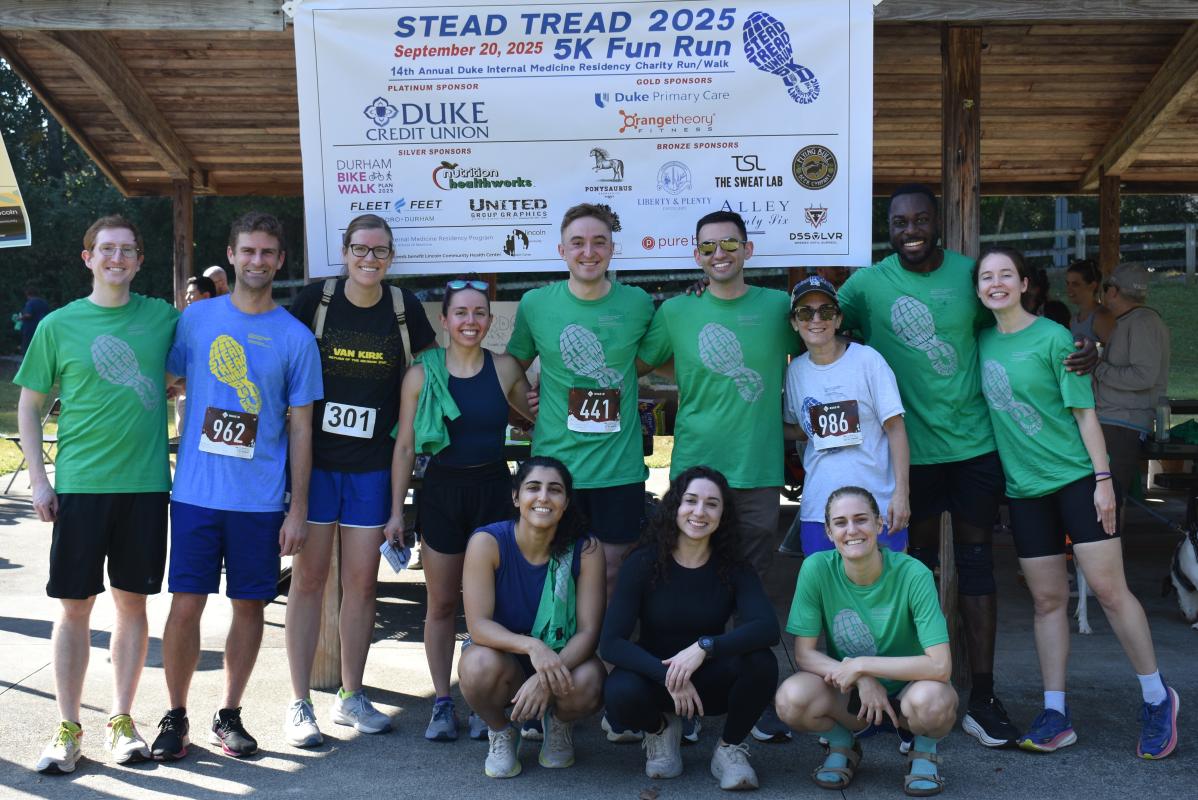 Victor Ayeni, MD, and fellow residents at the Stead Tread 5K
