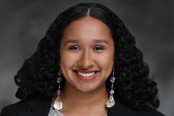 Katherine's headshot