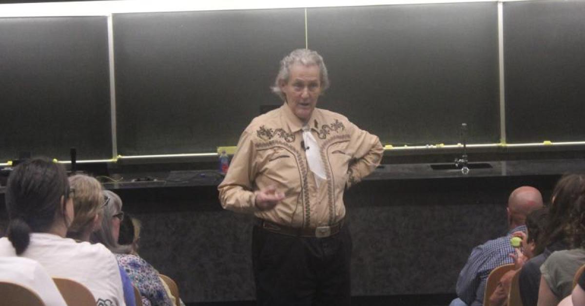 Temple Grandin Advocates for Different Kinds of Thinkers at Talk in ...