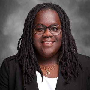 Camisha's headshot